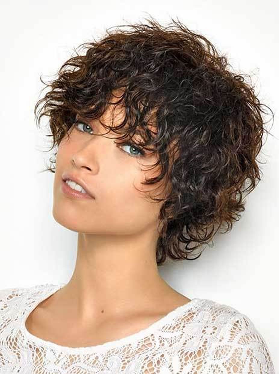 Latest Short Curly Hairstyles Ideas For Women 2019