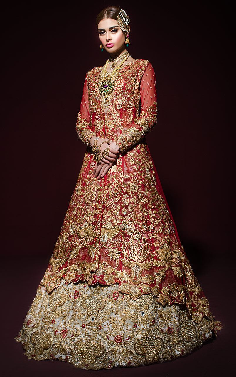 Bridal outfit in red for that special day 20
