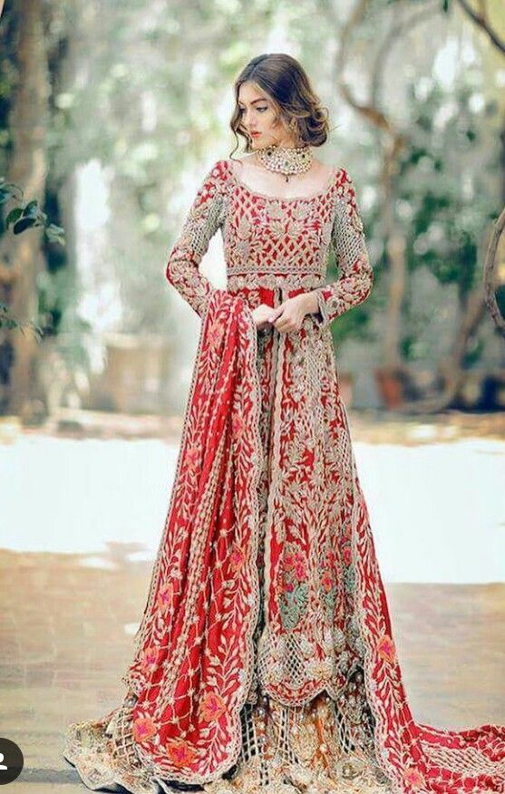Bridal outfit in red for that special day 3