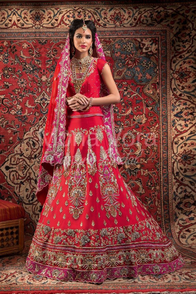 Bridal outfit in red for that special day 4