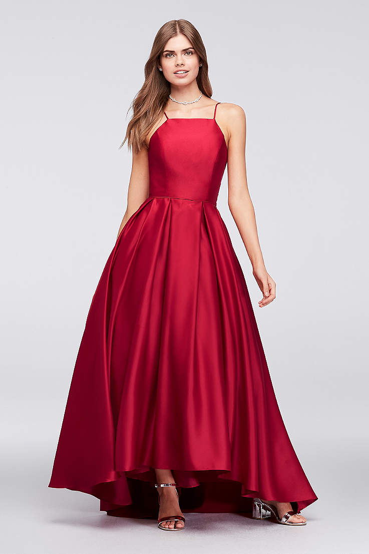 Bridal outfit in red for that special day 8